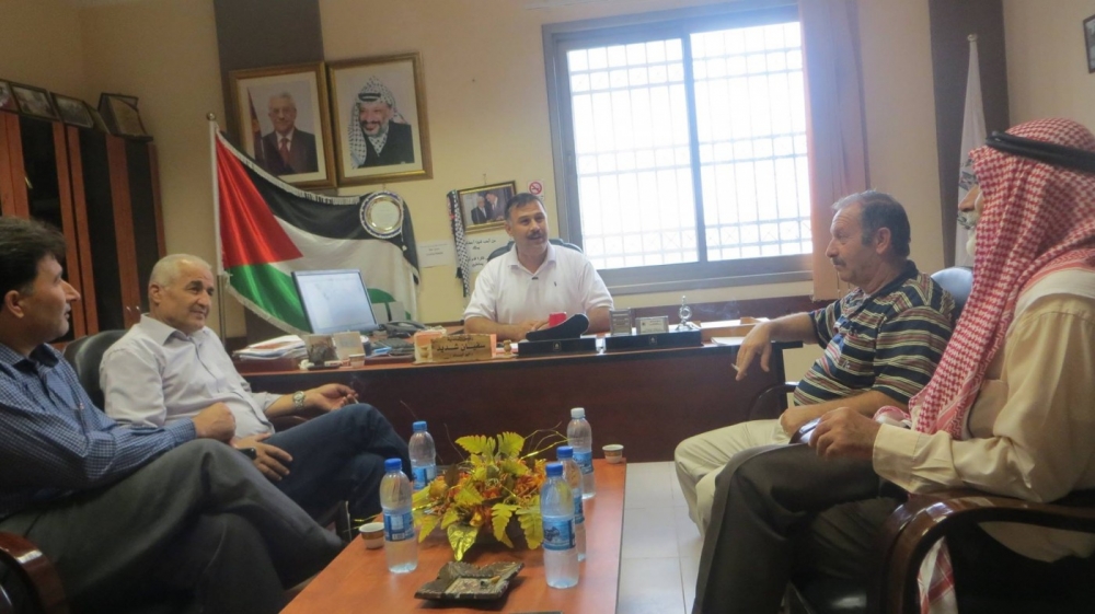 انشاء مختبرات لمدرسة علار الاساسية العليا