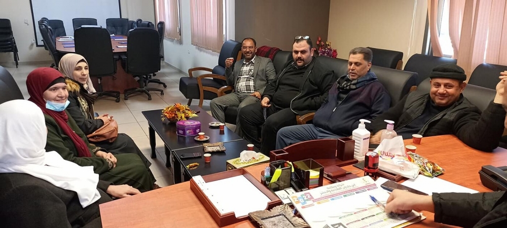 استقبل اليوم السيد بدر خندقجي رئيس بلدية علار وعدد من اعضاء المجلس البلدي