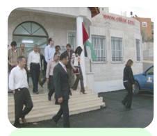 بناء قاعة عامة